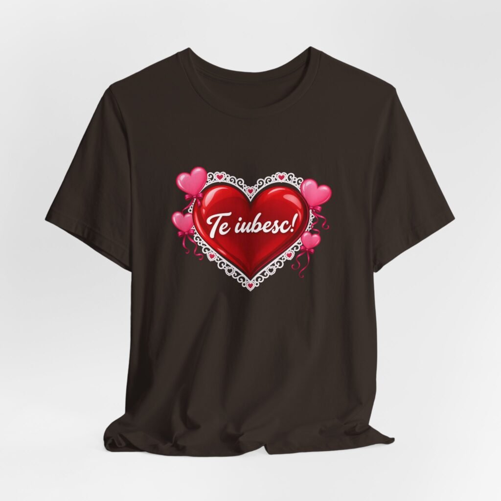Te Iubesc! Romanian Heart Love Message Graphic Tee
